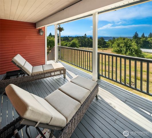 7206 SW 248th Street, Vashon, WA 98070