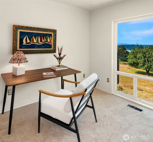 7206 SW 248th Street, Vashon, WA 98070