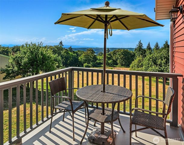 7206 SW 248th Street, Vashon, WA 98070