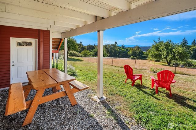 7206 SW 248th Street, Vashon, WA 98070