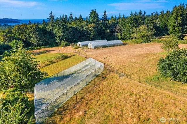 7206 SW 248th Street, Vashon, WA 98070