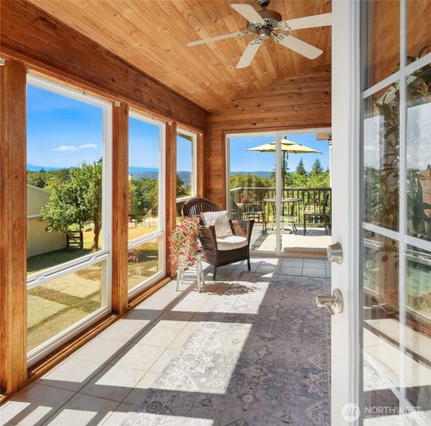 7206 SW 248th Street, Vashon, WA 98070