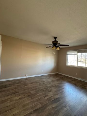 6735 N NELSON DR, Columbia, MO 65202