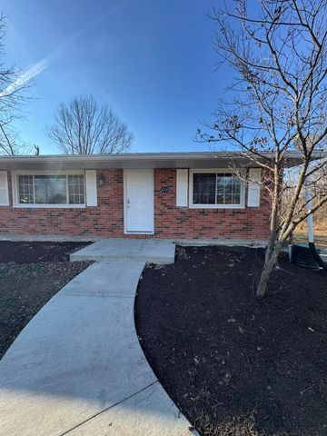 6735 N NELSON DR, Columbia, MO 65202