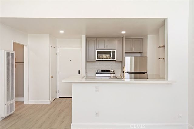 802 Coriander Drive B, Torrance, CA 90502