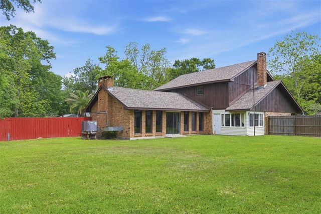 406 S Lightner Ave, Iowa, LA 70647