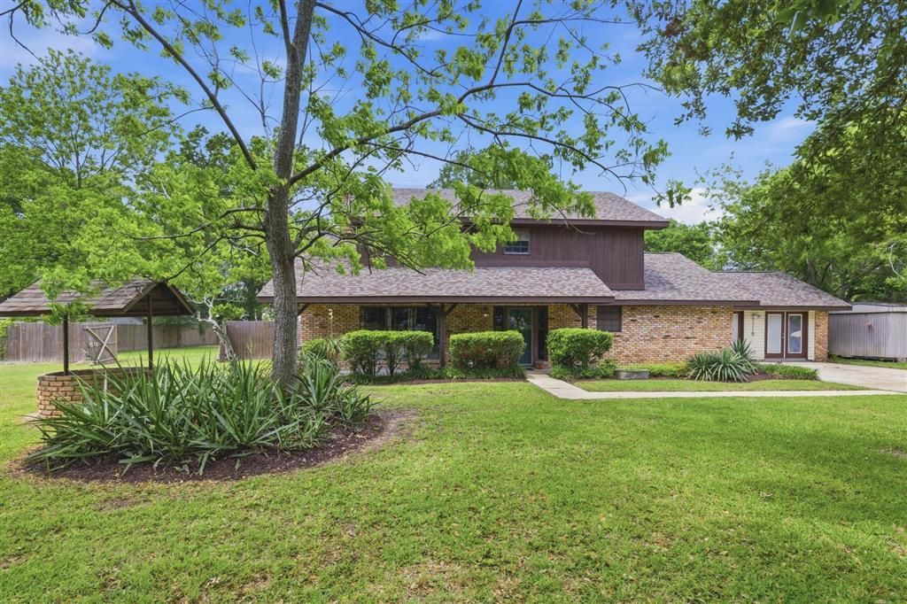 406 S Lightner Ave, Iowa, LA 70647