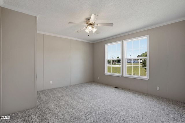 30 West Road, Angier, NC 27501