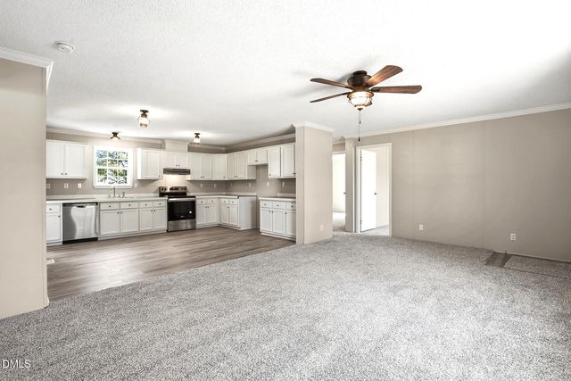 30 West Road, Angier, NC 27501