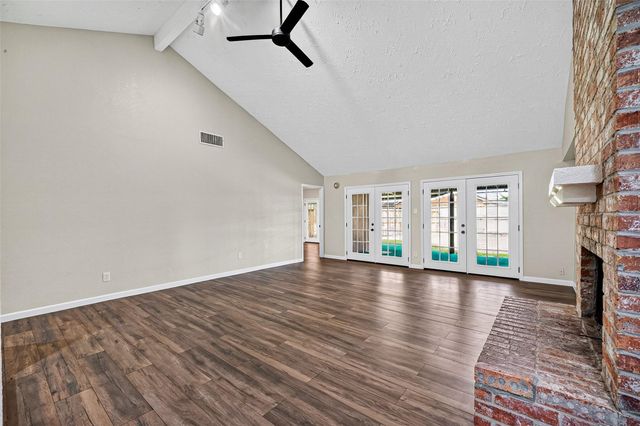 711 Leicester Lane, Houston, TX 77034