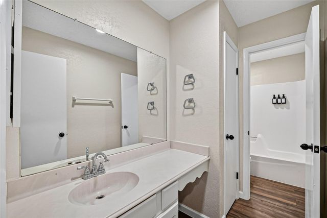 711 Leicester Lane, Houston, TX 77034