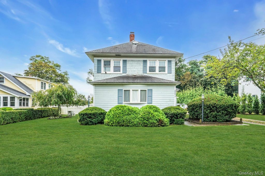9450 Old Sound Avenue, Mattituck, NY 11952