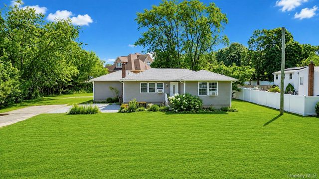 899 Hawkins Avenue, Lake Grove, NY 11755