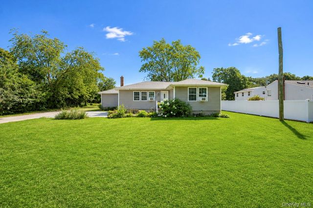 899 Hawkins Avenue, Lake Grove, NY 11755