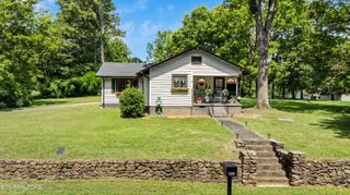 1200 Indiana Ave, Etowah, TN 37331