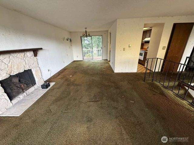 5055 33rd Court NE, Tacoma, WA 98422