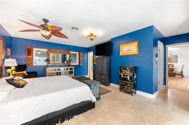 550 NE 5th St, Pompano Beach, FL 33060