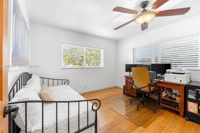 550 NE 5th St, Pompano Beach, FL 33060