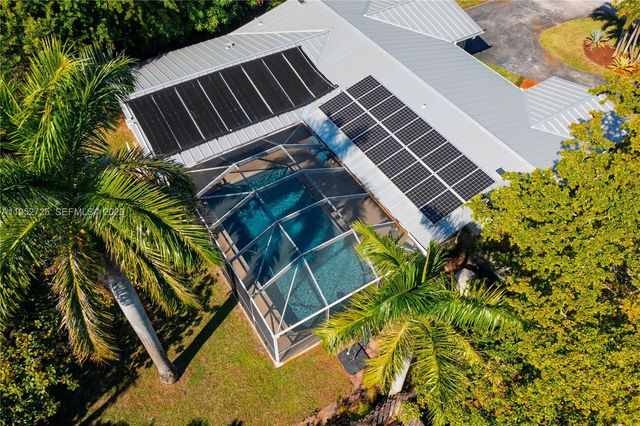 550 NE 5th St, Pompano Beach, FL 33060