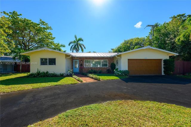 550 NE 5th St, Pompano Beach, FL 33060