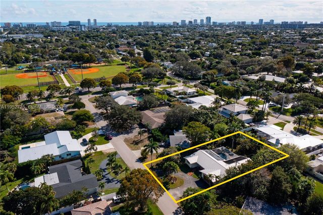 550 NE 5th St, Pompano Beach, FL 33060