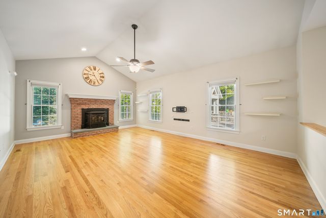6 Little Valley Road, Oxford, CT 06478