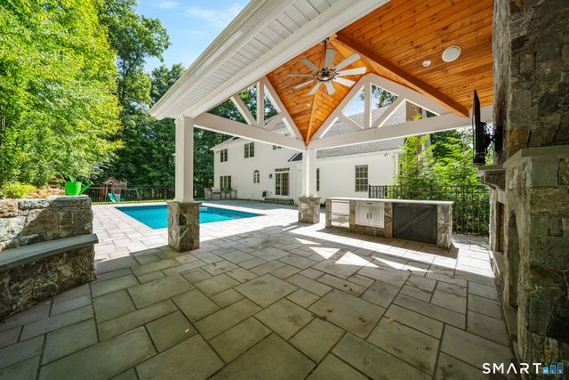 6 Little Valley Road, Oxford, CT 06478