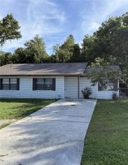352 COCOA COURT, Kissimmee, FL 34758