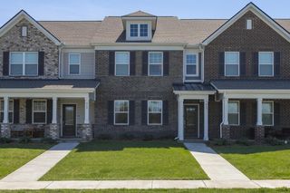 517 Swanholme Dr, Murfreesboro, TN 37128