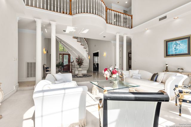 112 Canter Gait, Shavano Park, TX 78231