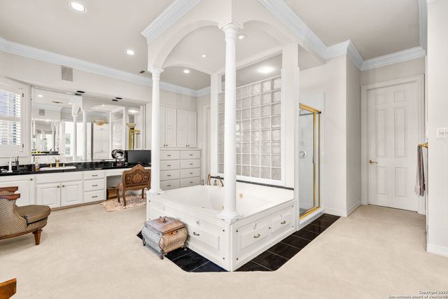 112 Canter Gait, Shavano Park, TX 78231