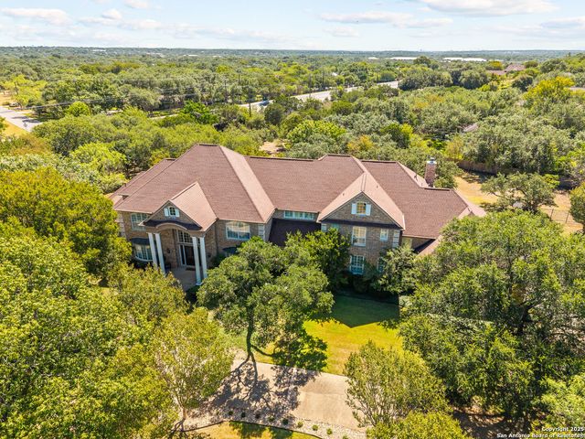 112 Canter Gait, Shavano Park, TX 78231