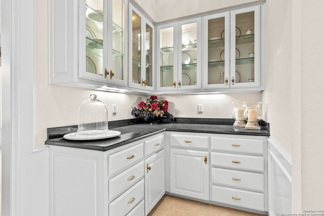 112 Canter Gait, Shavano Park, TX 78231