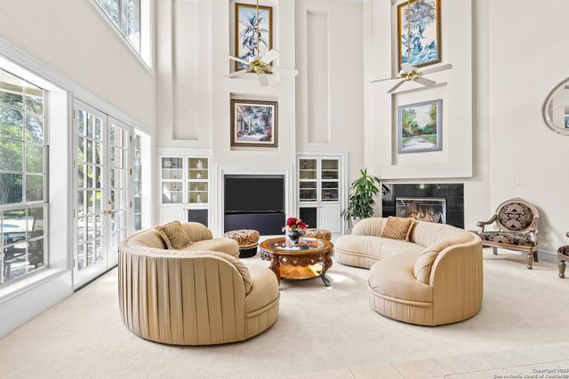 112 Canter Gait, Shavano Park, TX 78231