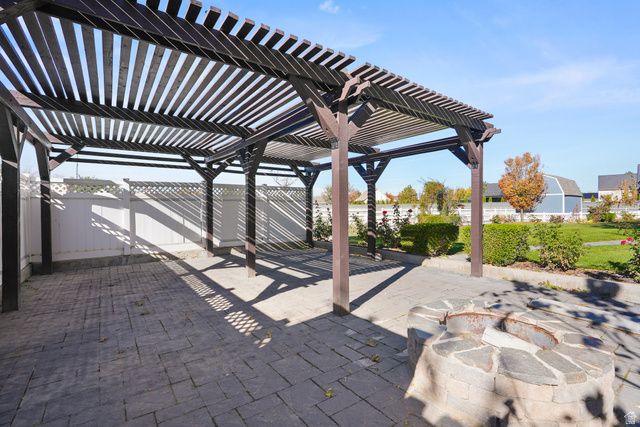 11666 S GOLD DUST DR, South Jordan, UT 84095