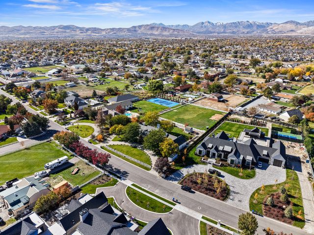 11666 S GOLD DUST DR, South Jordan, UT 84095