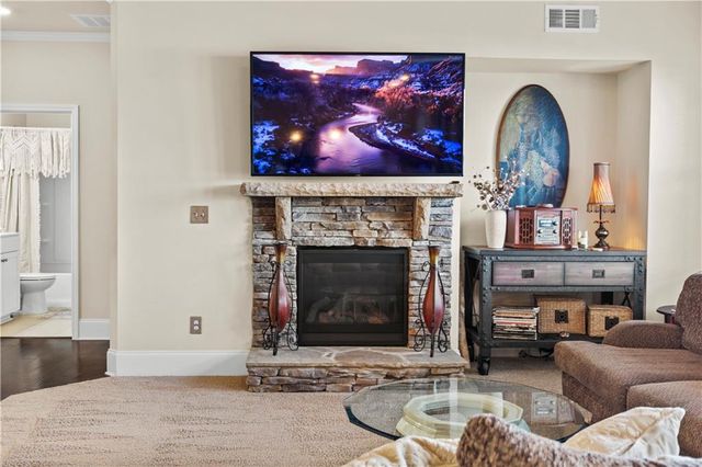 622 Little Bear Loop, Canton, GA 30114