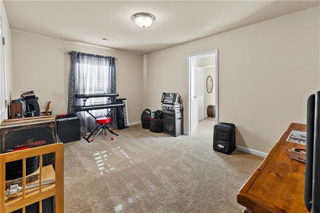 622 Little Bear Loop, Canton, GA 30114