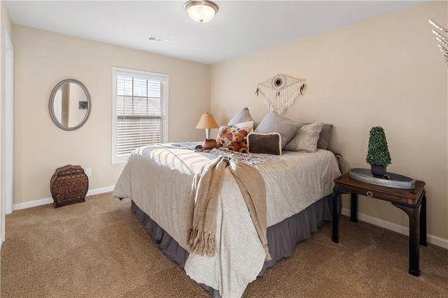 622 Little Bear Loop, Canton, GA 30114