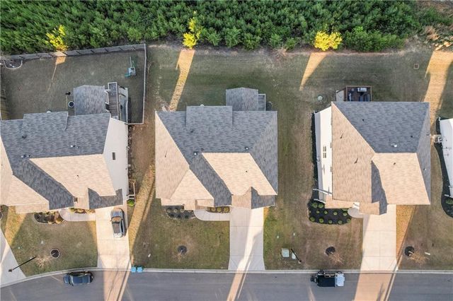 622 Little Bear Loop, Canton, GA 30114