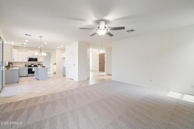 7178 W HONEYSUCKLE Drive W, Peoria, AZ 85383