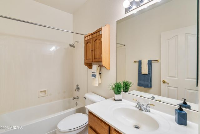 7178 W HONEYSUCKLE Drive W, Peoria, AZ 85383