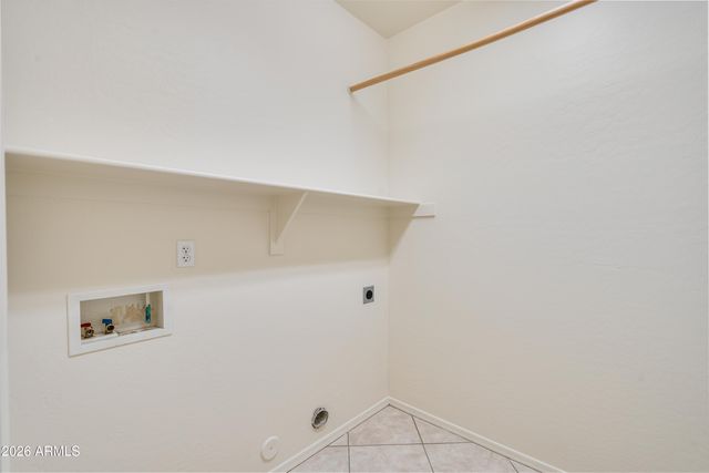 7178 W HONEYSUCKLE Drive W, Peoria, AZ 85383