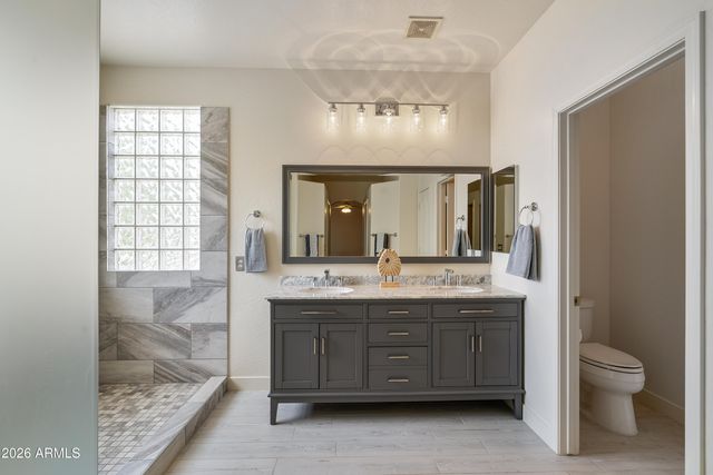 7178 W HONEYSUCKLE Drive W, Peoria, AZ 85383