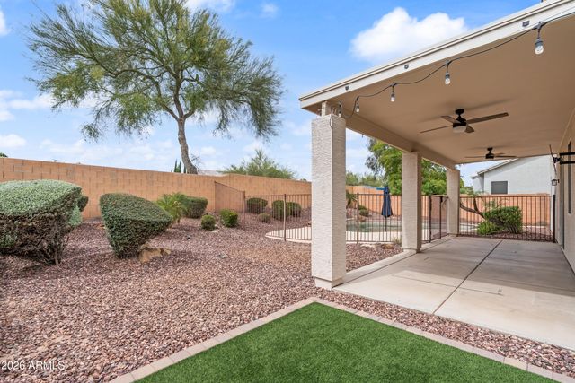 7178 W HONEYSUCKLE Drive W, Peoria, AZ 85383