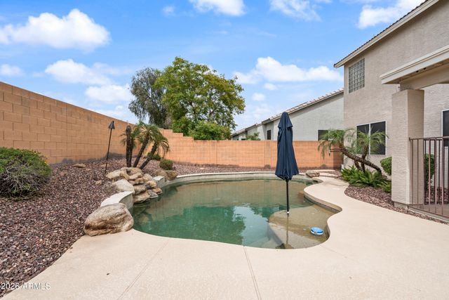 7178 W HONEYSUCKLE Drive W, Peoria, AZ 85383