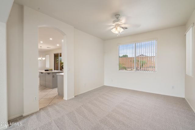 7178 W HONEYSUCKLE Drive W, Peoria, AZ 85383