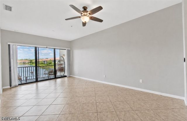 15098 Palmer Lake CIR 204, Naples, FL 34109