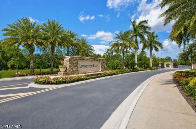 15098 Palmer Lake CIR 204, Naples, FL 34109