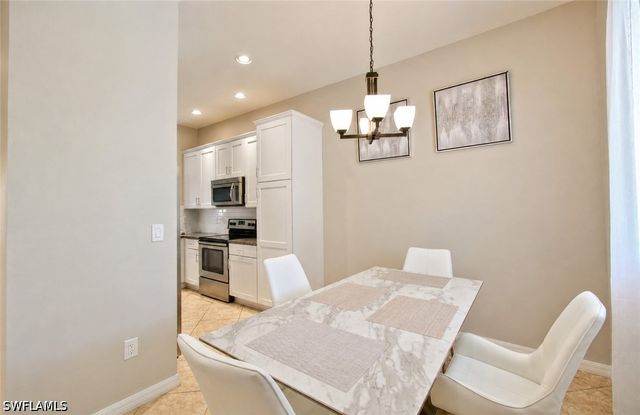 15098 Palmer Lake CIR 204, Naples, FL 34109